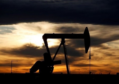 Giá xăng dầu hôm nay 20/3: Tiếp tục giảm
